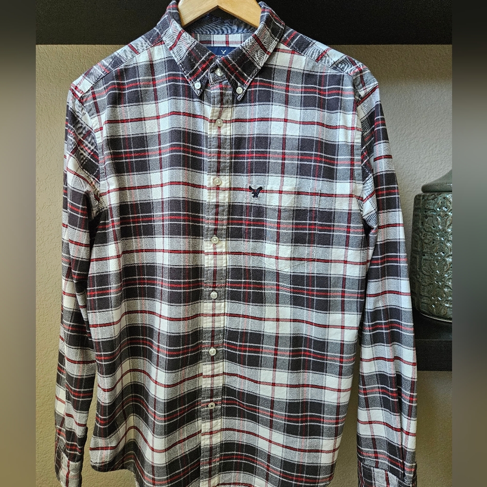 American Eagle Men's Plaid Shirt Standard Fit - Black, White, Red Lg